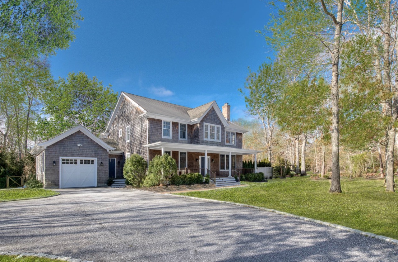 20 Bay Woods Drive, Hampton Bays • James Lane Post • Hamptons Culture & Lifestyle Magazine